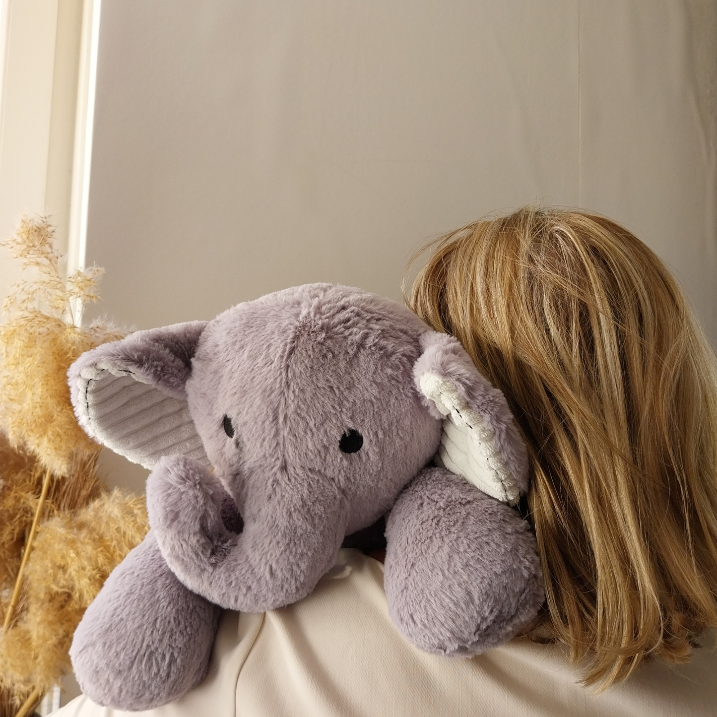 Verzwaringsknuffel 2Kg - Verzwaarde Knuffel - Coco Konijn - Weighted Stuffed Animal - Sensorisch Speelgoed - Voor Kinderen En Volwassenen - Bruin - Met Canvas Opbergtas